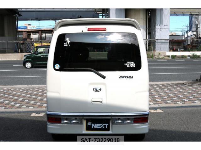 Daihatsu ATRAI WAGON 2016-09 8814828-2