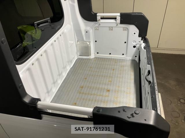 Daihatsu ATRAI 2023-10 8813561-12