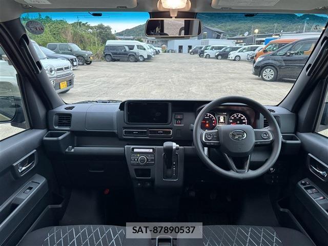 Daihatsu ATRAI 2026-02 8814726-2