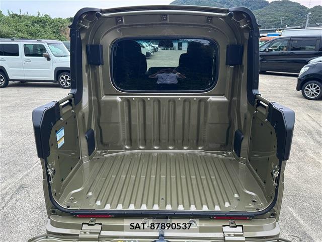 Daihatsu ATRAI 2026-02 8814726-6