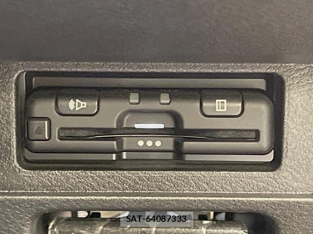 Nissan AURA 2021-09 8812684-5