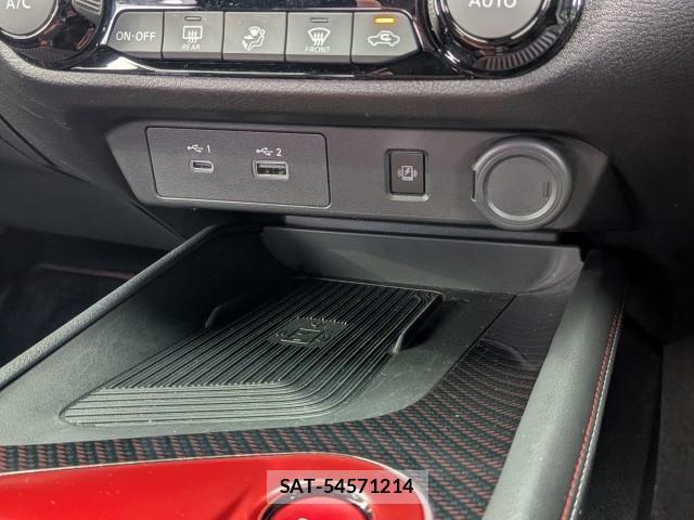 Nissan AURA 2024-10 8813067-12