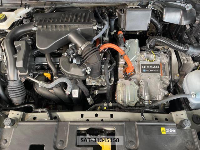 Nissan AURA 2024-12 8814240-17
