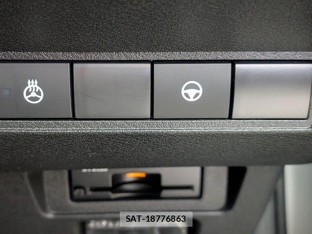 Nissan AURA 2022-08 8815198-9
