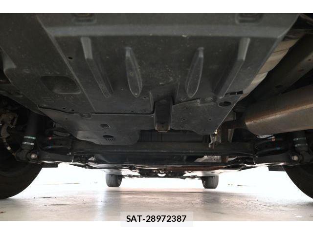 Toyota AURIS 2016-05 8816057-11