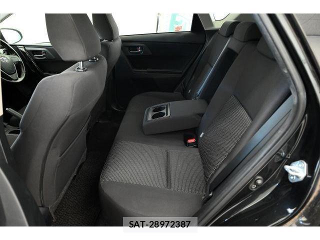 Toyota AURIS 2016-05 8816057-15