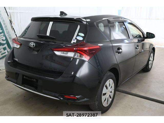 Toyota AURIS 2016-05 8816057-4