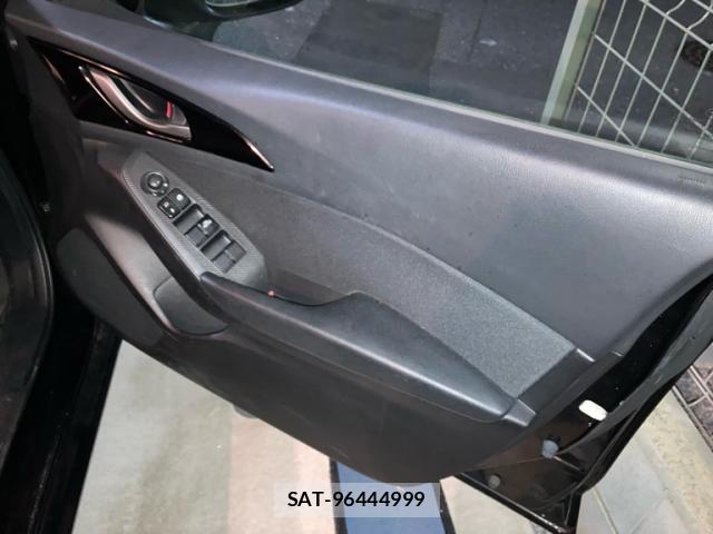 Mazda AXELA HYBRID 2015-12 8816435-7