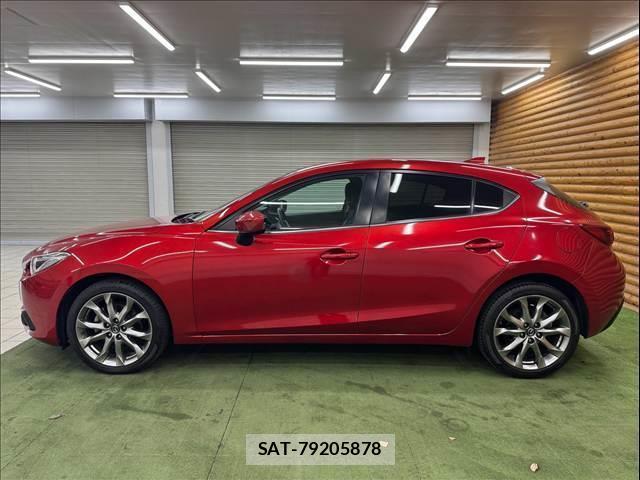 Mazda AXELA SPORT 2016-02 8814130-16