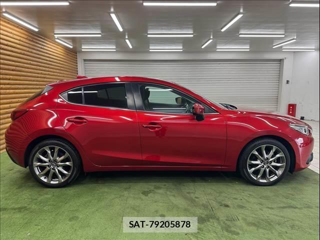 Mazda AXELA SPORT 2016-02 8814130-17