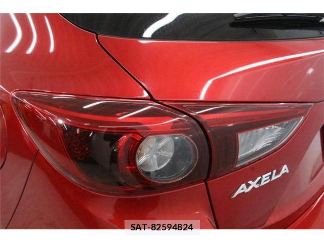 Mazda AXELA SPORT 2015-09 8814316-17