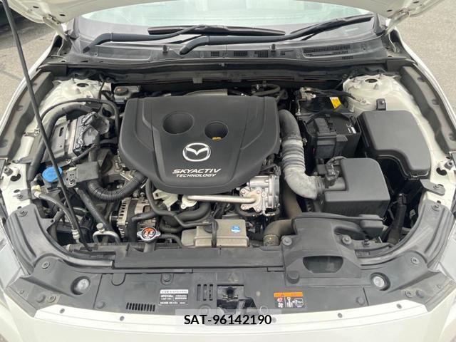 Mazda AXELA SPORT 2016-07 8814743-17