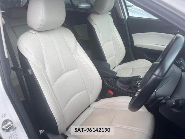 Mazda AXELA SPORT 2016-07 8814743-7