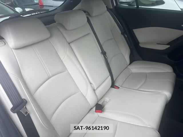 Mazda AXELA SPORT 2016-07 8814743-8
