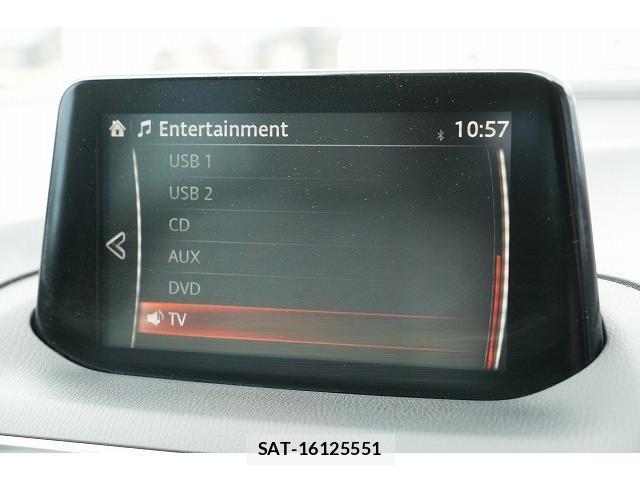 Mazda AXELA SPORT 2017-09 8817280-16