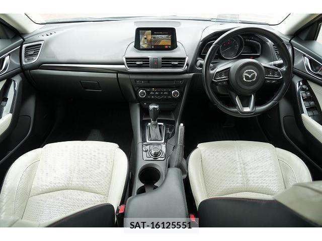 Mazda AXELA SPORT 2017-09 8817280-2