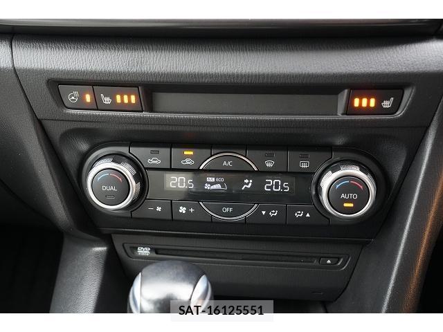 Mazda AXELA SPORT 2017-09 8817280-4