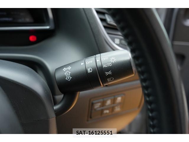 Mazda AXELA SPORT 2017-09 8817280-9