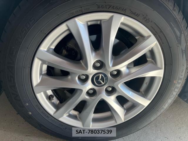 Mazda AXELA 2017-01 8813393-13