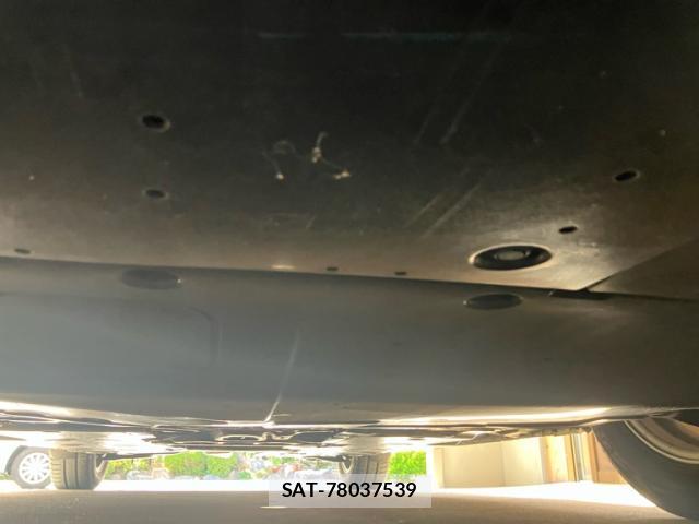 Mazda AXELA 2017-01 8813393-2