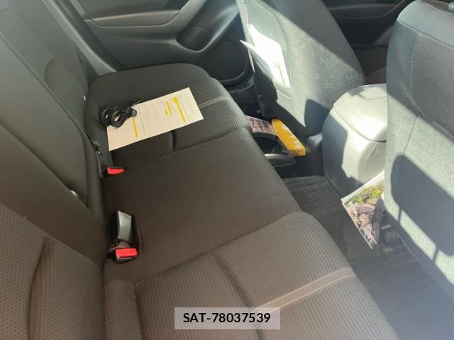 Mazda AXELA 2017-01 8813393-8