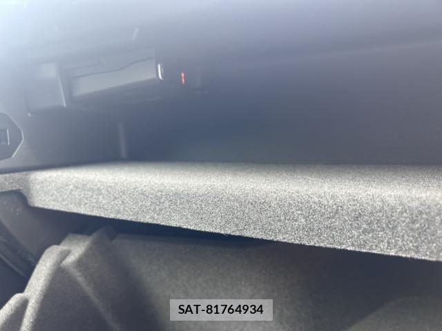 Mercedes Benz B-CLASS 2015-07 8814288-10