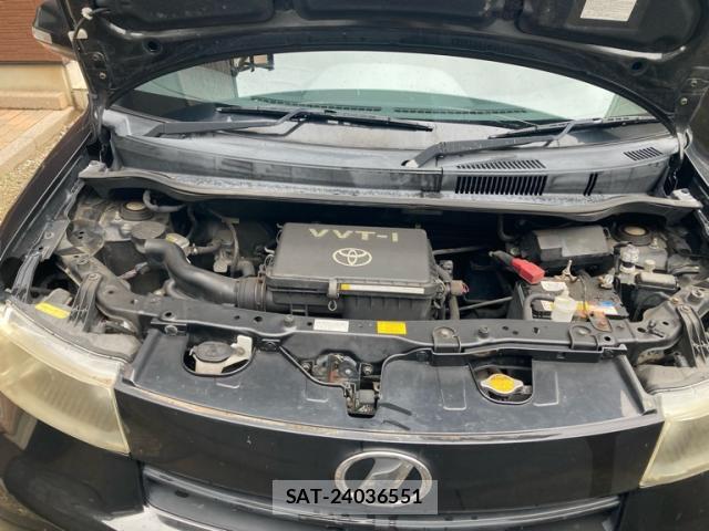 Toyota BB 2011-09 8812445-10