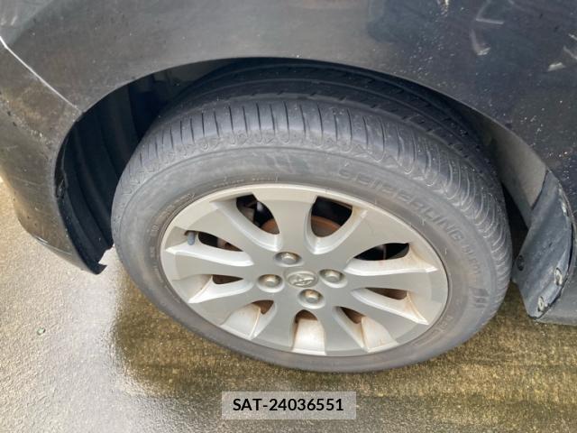 Toyota BB 2011-09 8812445-5