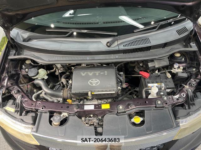 Toyota BB 2011-12 8813090-17