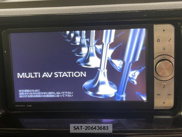 Toyota BB 2011-12 8813090-2