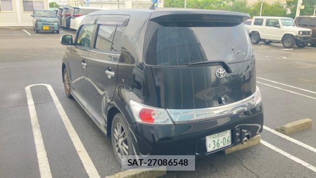 Toyota BB 2012-07 8813454-10