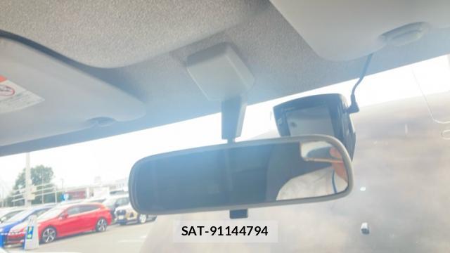 Toyota BB 2001-10 8813569-11