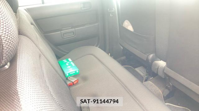 Toyota BB 2001-10 8813569-16