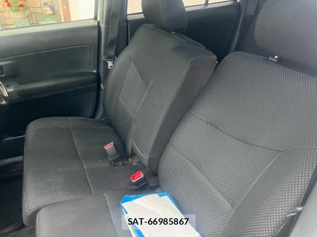 Toyota BB 2012-03 8813848-9