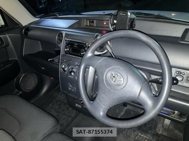 Toyota BB 2005-09 8813905-10