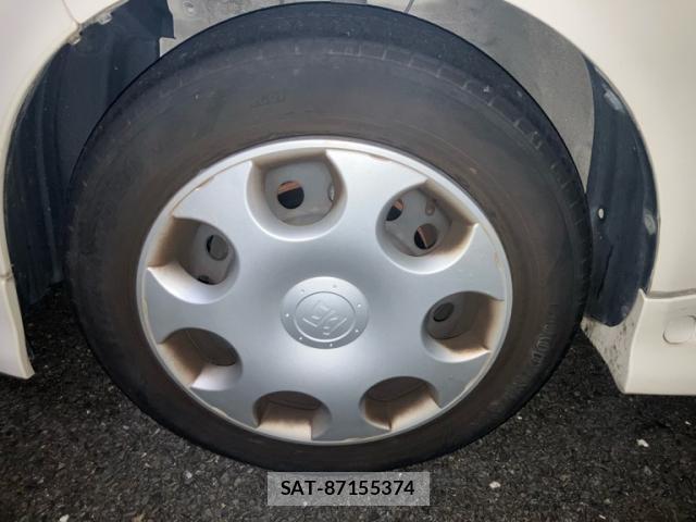 Toyota BB 2005-09 8813905-9