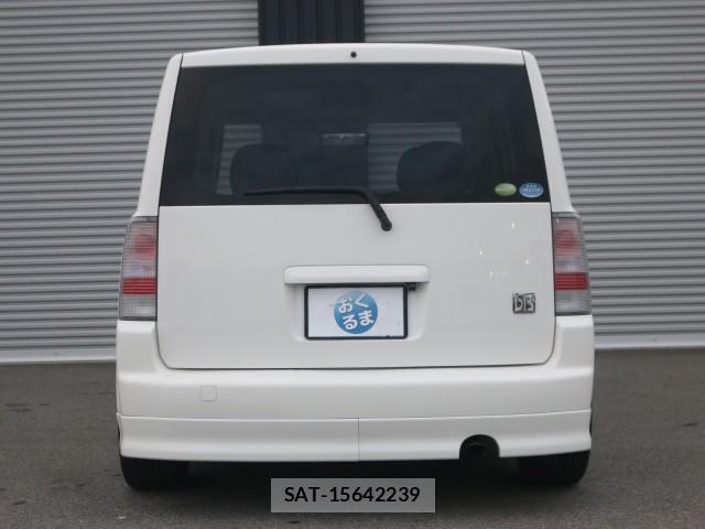 Toyota BB 2004-07 8814807-1