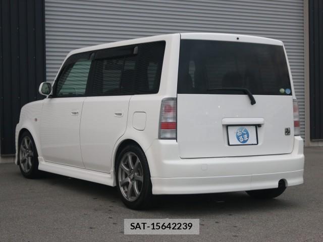 Toyota BB 2004-07 8814807-14