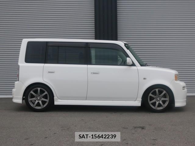 Toyota BB 2004-07 8814807-3