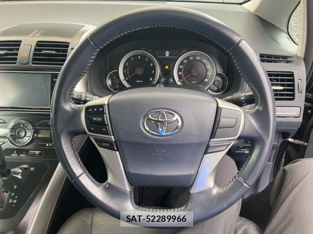 Toyota BLADE 2010-03 8813294-17