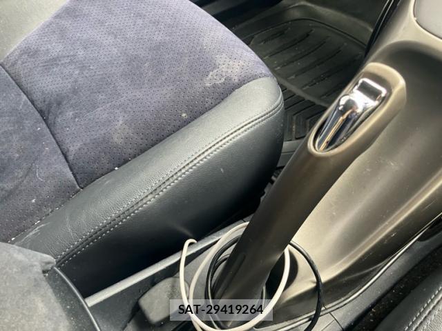 Toyota BLADE 2008-04 8813336-16