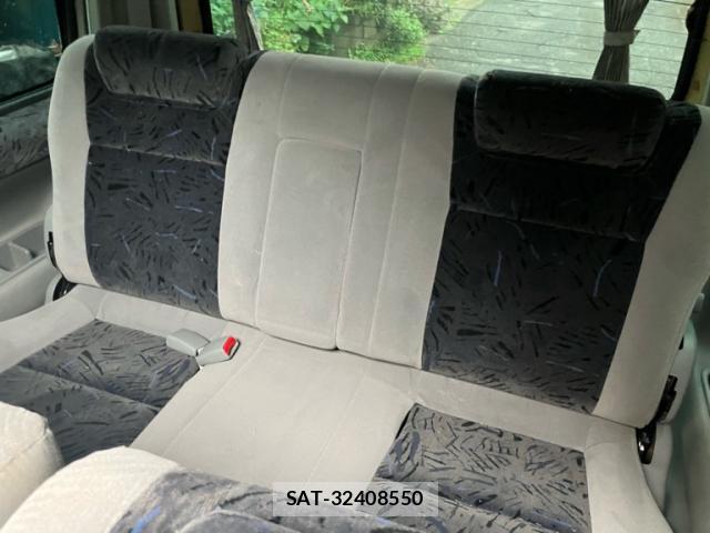 Mazda BONGO FRIENDEE 2002-04 8813351-11