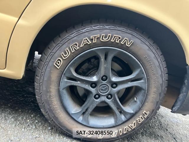 Mazda BONGO FRIENDEE 2002-04 8813351-5
