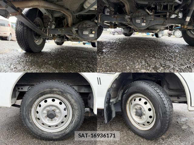Mazda BONGO VAN 2011-10 8817531-5