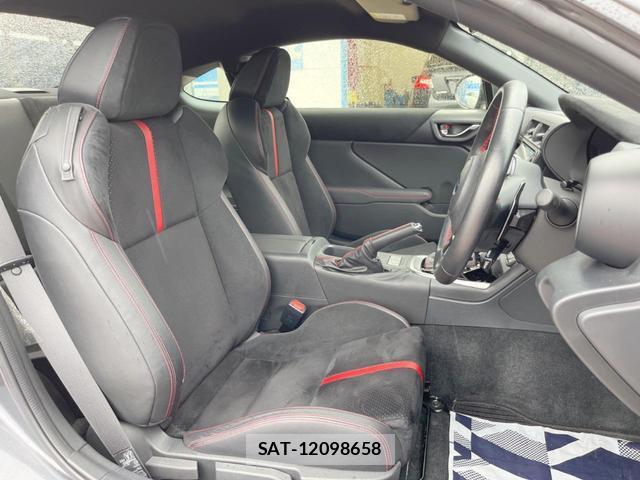 Subaru BRZ 2021-11 8814373-10