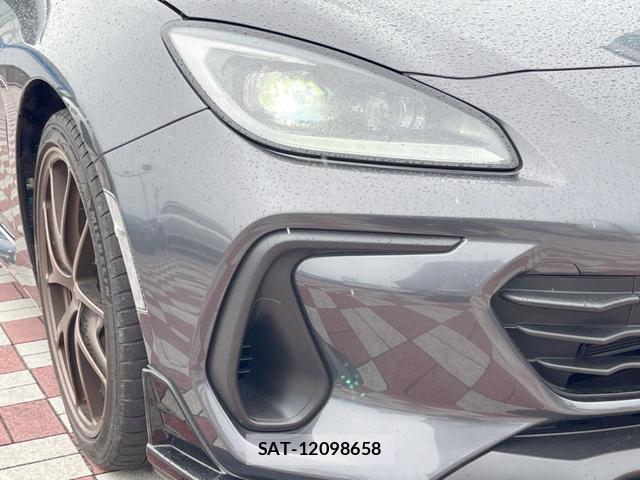 Subaru BRZ 2021-11 8814373-12