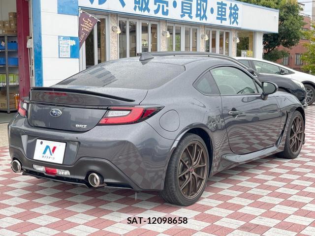 Subaru BRZ 2021-11 8814373-16