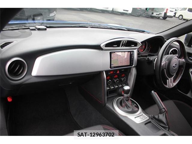 Subaru BRZ 2012-07 8815666-16