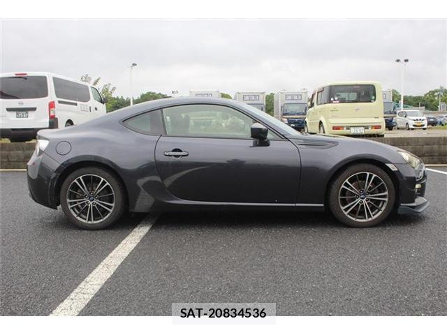 Subaru BRZ 2013-02 8815668-11