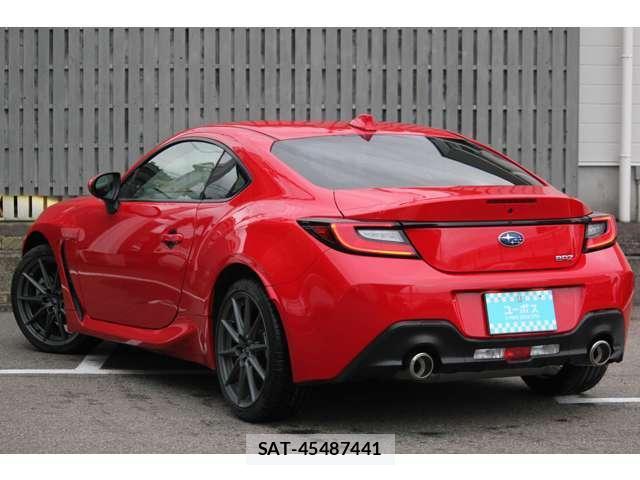 Subaru BRZ 2023-04 8817663-1